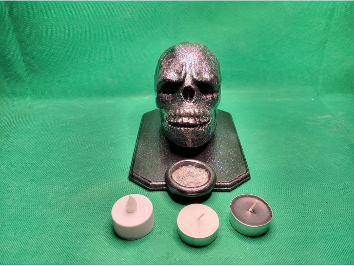 Alien Skull Head Single Candle Holder